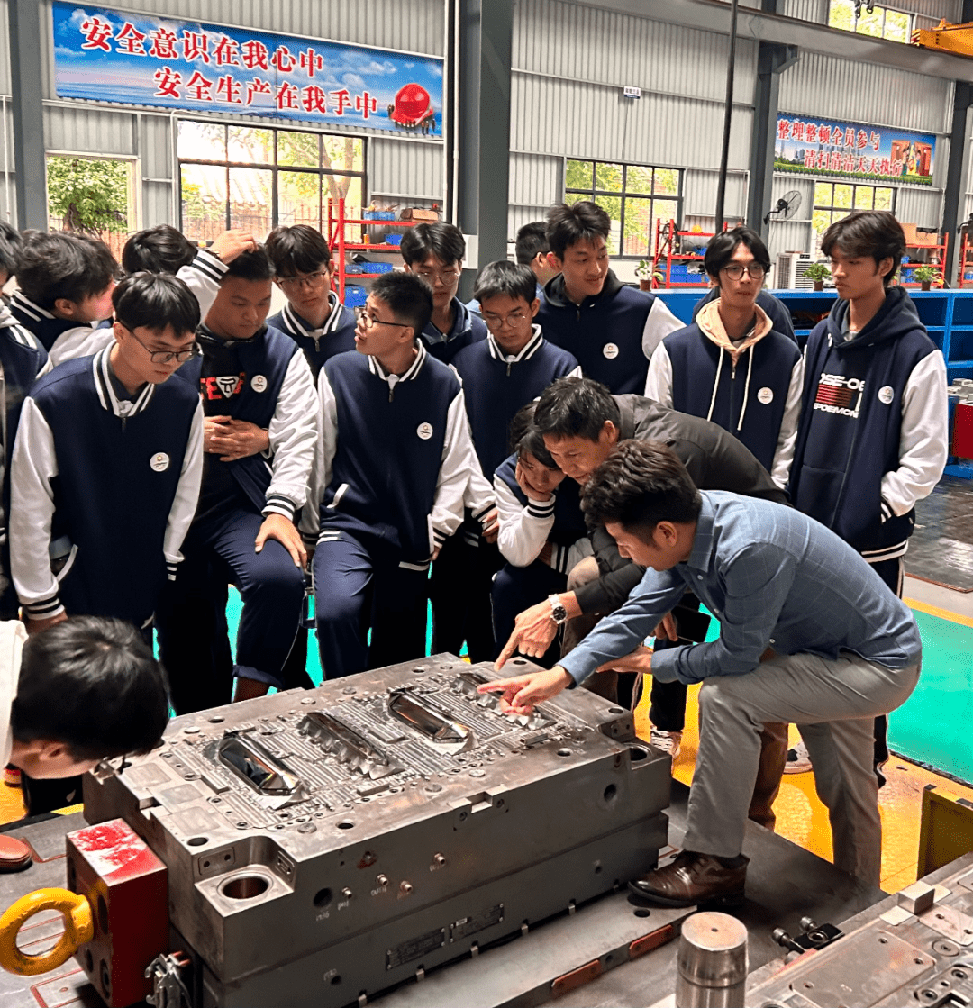 silicone_injection_molding_new.png